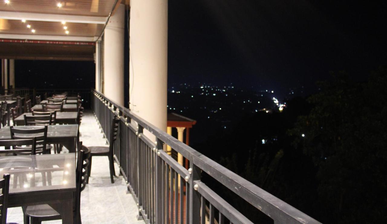Sky Gate Kandy Exterior photo